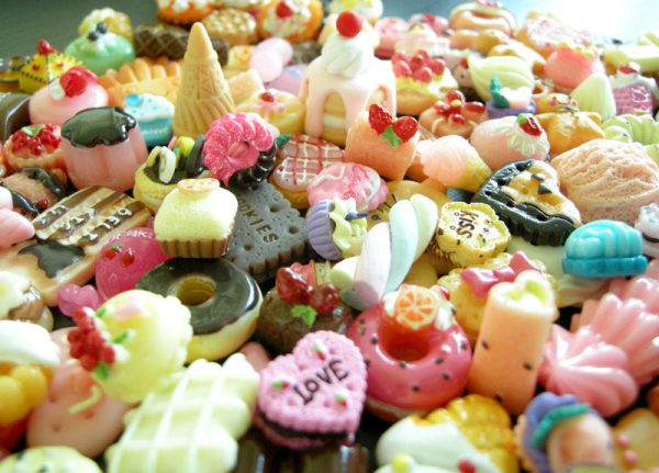 Sweets Deco Kawaii Cabochon Mix Assorted Decoden Miniature Sweets Cabochon Set Polymer Clay Cellphone Deco (100pcs BY RANDOM) MX-SW100 Online - Image 3
